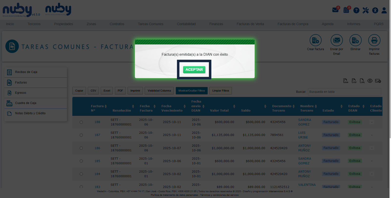 Confirm successful invoice submission by clicking 'Aceptar'